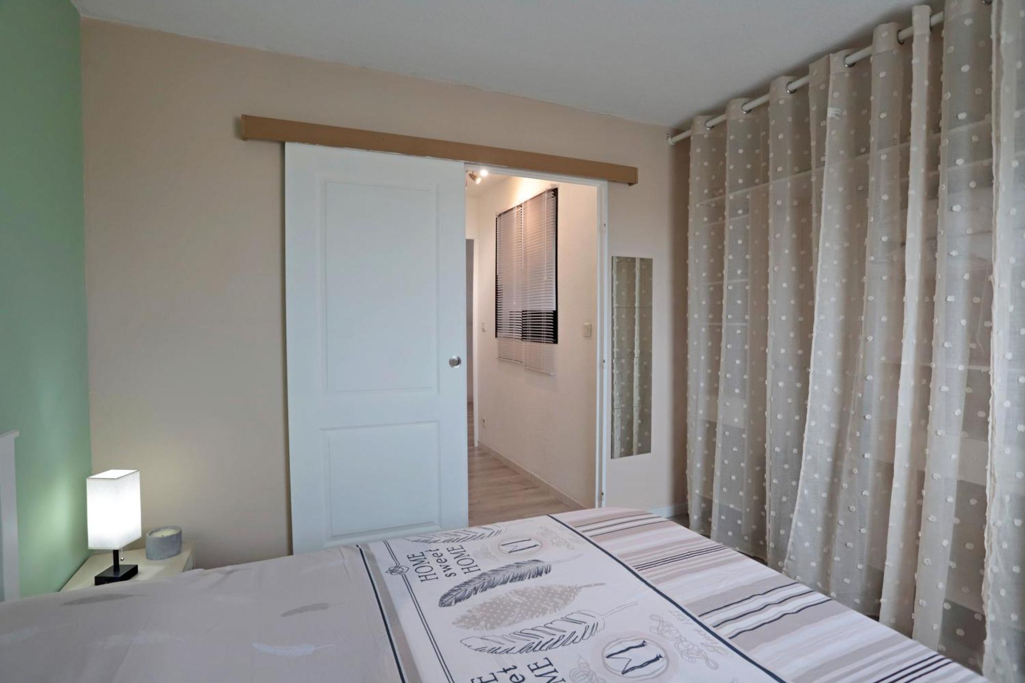 Appart T2 Dans Residence Calme Parking Prive Gratuit Miramas Exterior photo